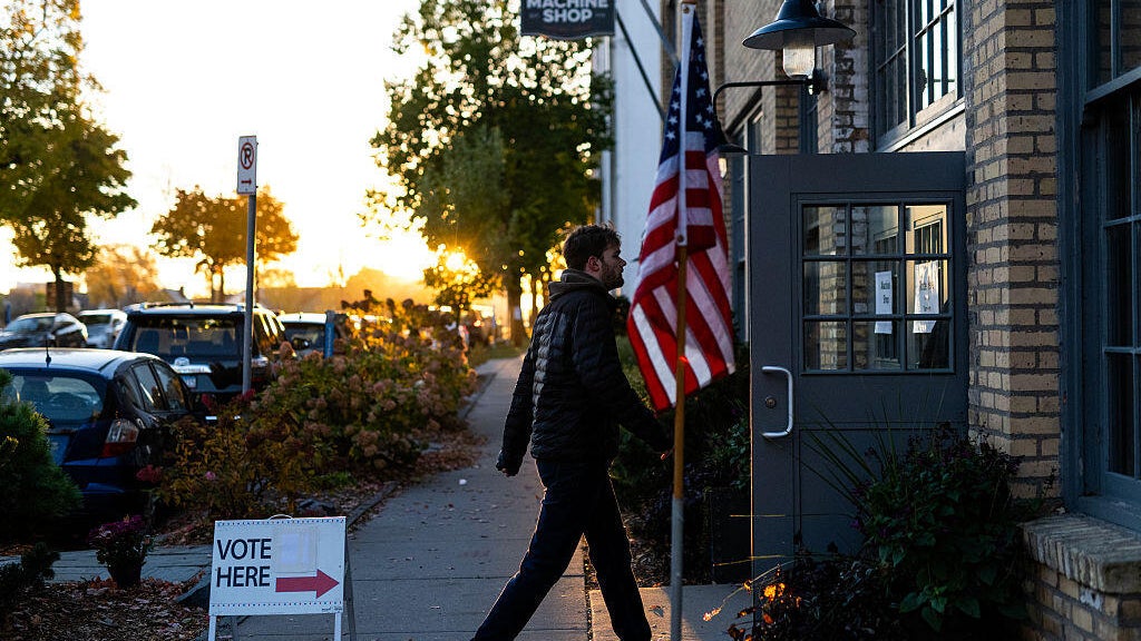 Early in-person voting kicks off in Minnesota: Here's what to know — WCCO / CBS Minnesota, Woodbury Community news