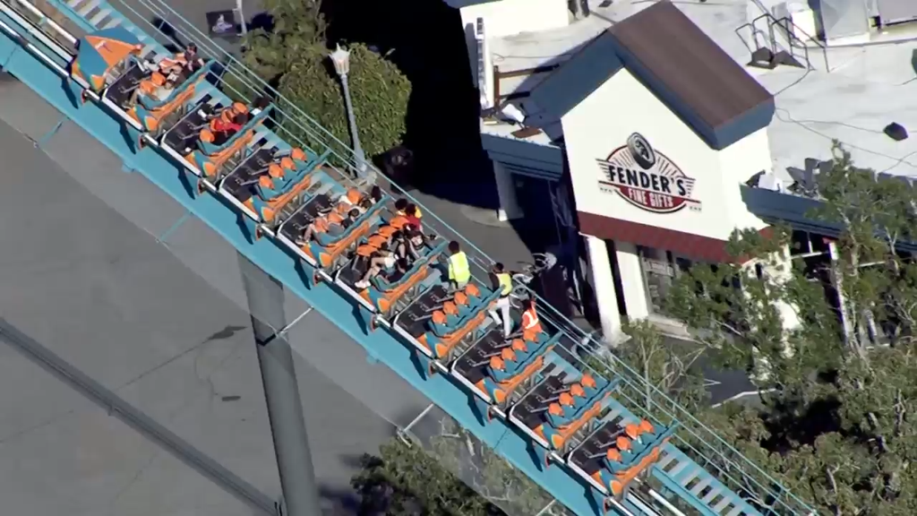 Man dies in fall from Six Flags Over Georgia roller coaster, several injured, police and witnesses say — WCCO / CBS Minnesota, Woodbury Real Estate news