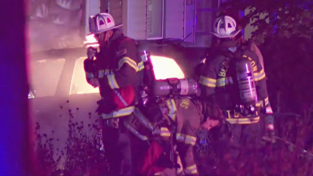 Fire destroys home, detached garage in St. Louis Park, city officials say — WCCO / CBS Minnesota, Woodbury Sports news