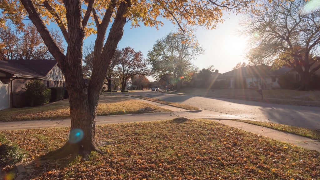Warm, dry stretch continues Monday in the Twin Cities — WCCO / CBS Minnesota, Woodbury Community news