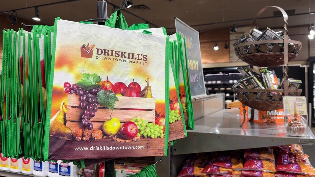 Hopkins grocery store seeks community support amid sales struggles — WCCO / CBS Minnesota, Woodbury Government news