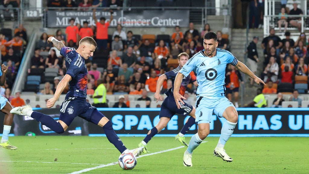 Jonathan Bond earns 12th clean sheet of the season as Dynamo play Minnesota to scoreless draw — WCCO / CBS Minnesota, Woodbury Real Estate news