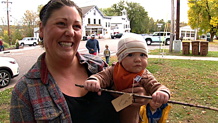 Kid-led 'straightest stick' contest brings scores of entries & smiles to Minnesota village — KARE 11 Local, Woodbury Sports news