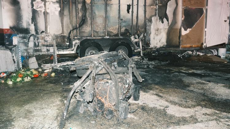 'I'm going back' | East Sixth Street food truck owner recovering after generator explosion burns trailer — KVUE (Austin), Woodbury Dining news