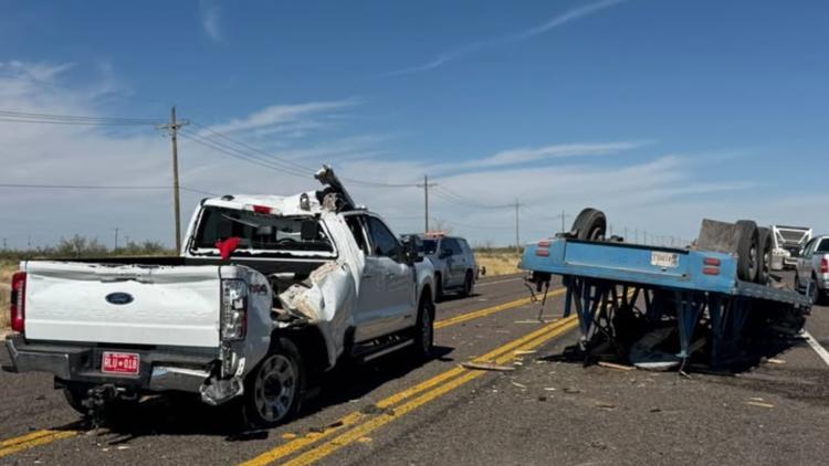 Single-vehicle crash closes intersection of State Highway 18 and County Road 306 in Winkler County — NewsWest 9 (Permian Basin), Woodbury Community news