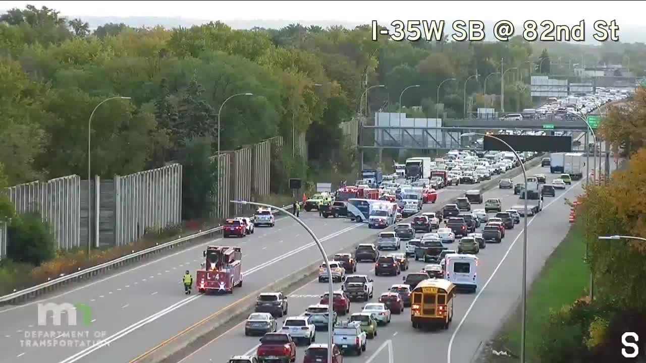 Bloomington I-35W crash: 3 drivers hurt, 1 suffers serious injuries — FOX 9, Woodbury Community news