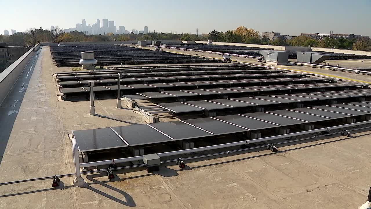Minnesota nearing 400 solar-powered schools, 23 electric school buses purchased — FOX 9, Woodbury Schools news