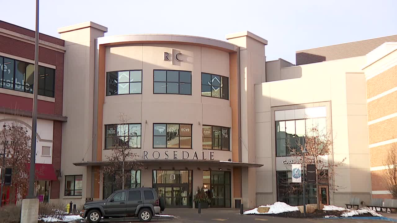 Rosedale Center closing Potluck food hall in mid-October — FOX 9, Woodbury Dining news