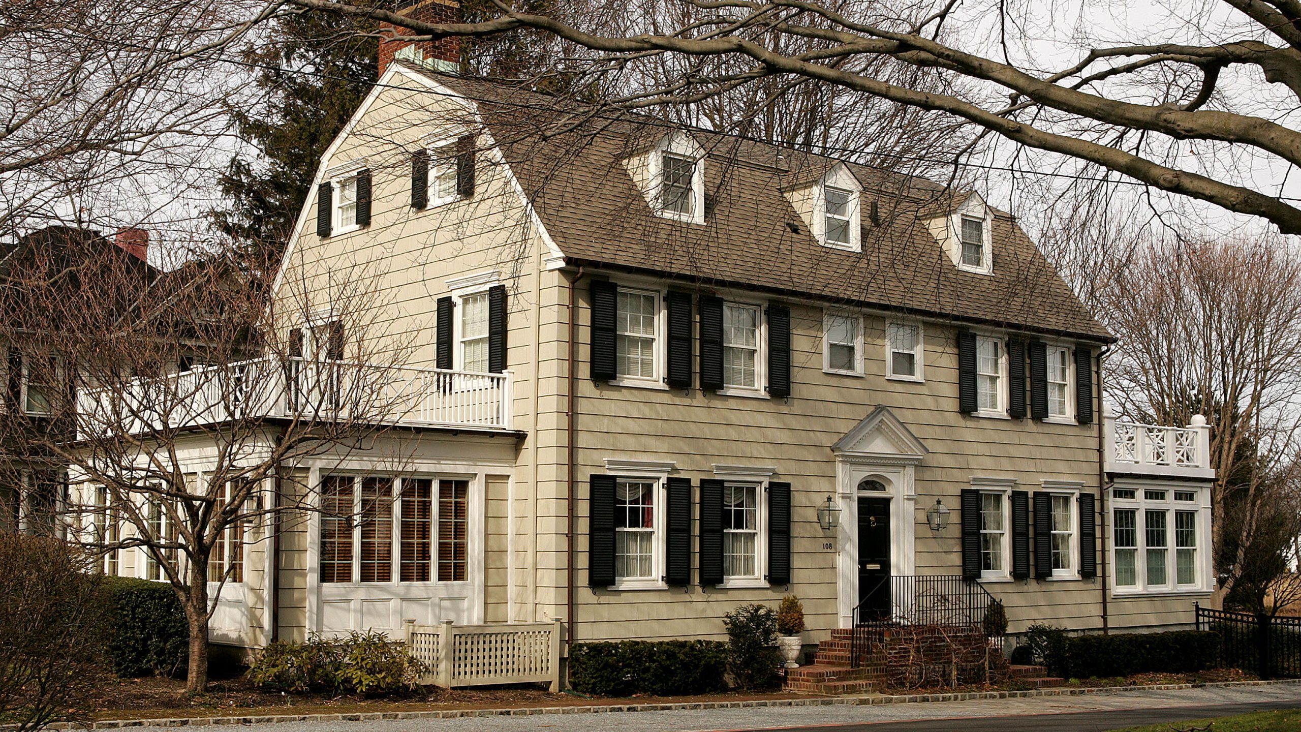 America's most famous real-life haunted places — 10 frightening locations — FOX 9, Woodbury Sports news